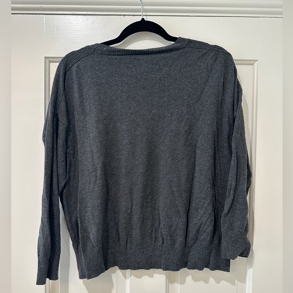 J’Adore ! love Paris Romeo & Juliet knit grey sweater top blouse - Picture 13 of 13